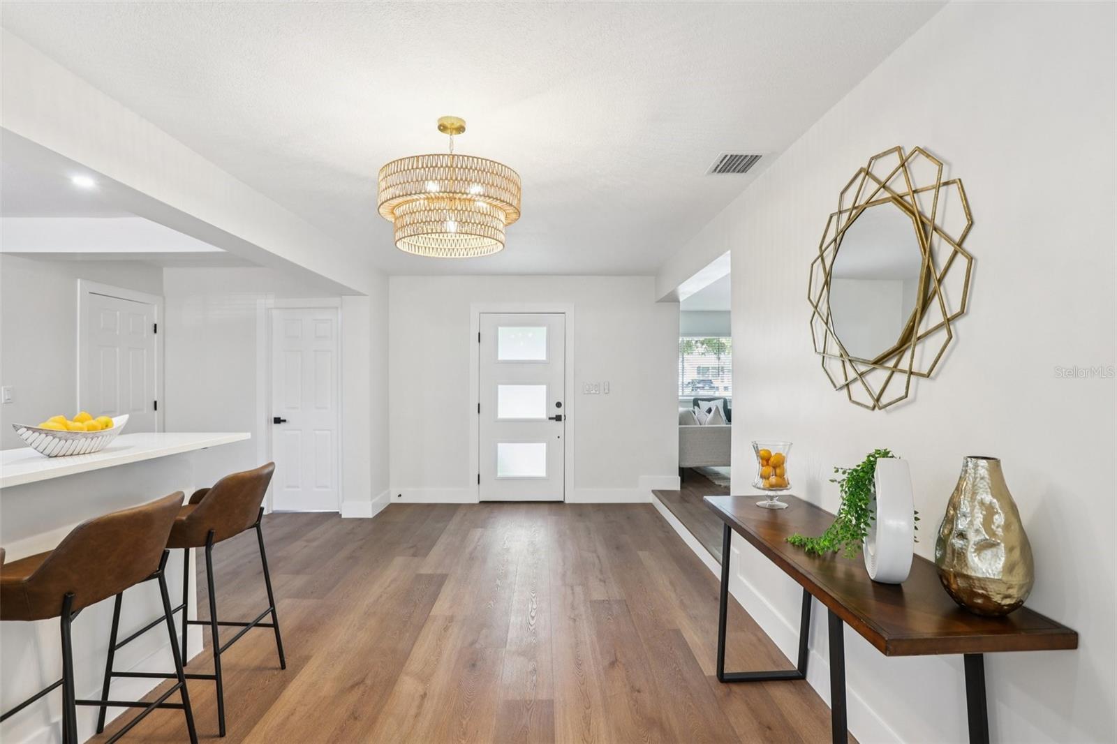 5010 8th AVE N, ST PETERSBURG, FL — photo 9