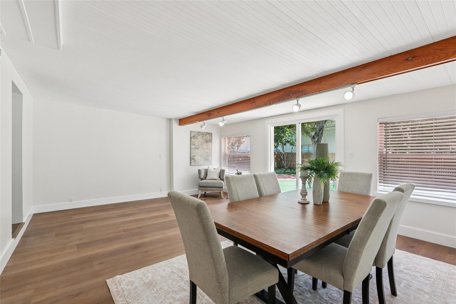 5010 8th AVE N, ST PETERSBURG, FL — photo 16
