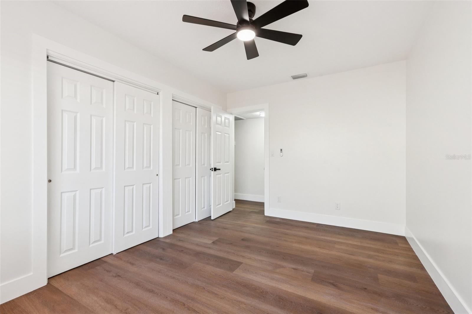 5010 8th AVE N, ST PETERSBURG, FL — photo 35