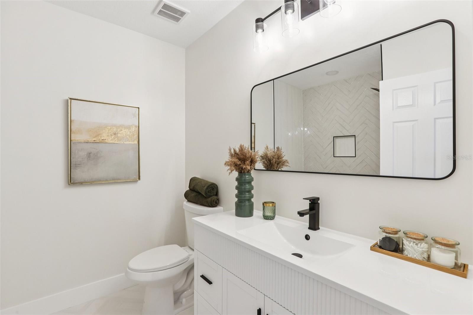5010 8th AVE N, ST PETERSBURG, FL — photo 38