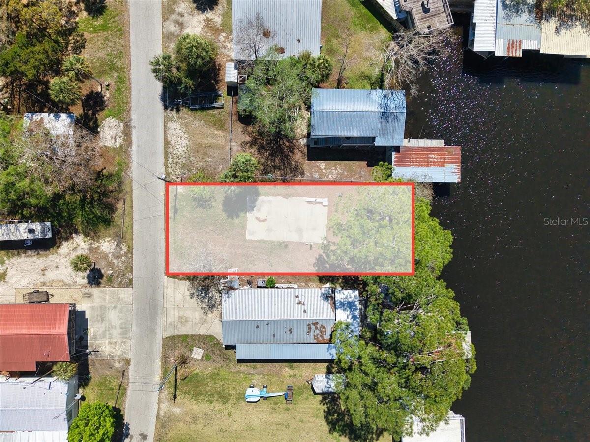 000 SE SE 241 ST, OLD TOWN, FL