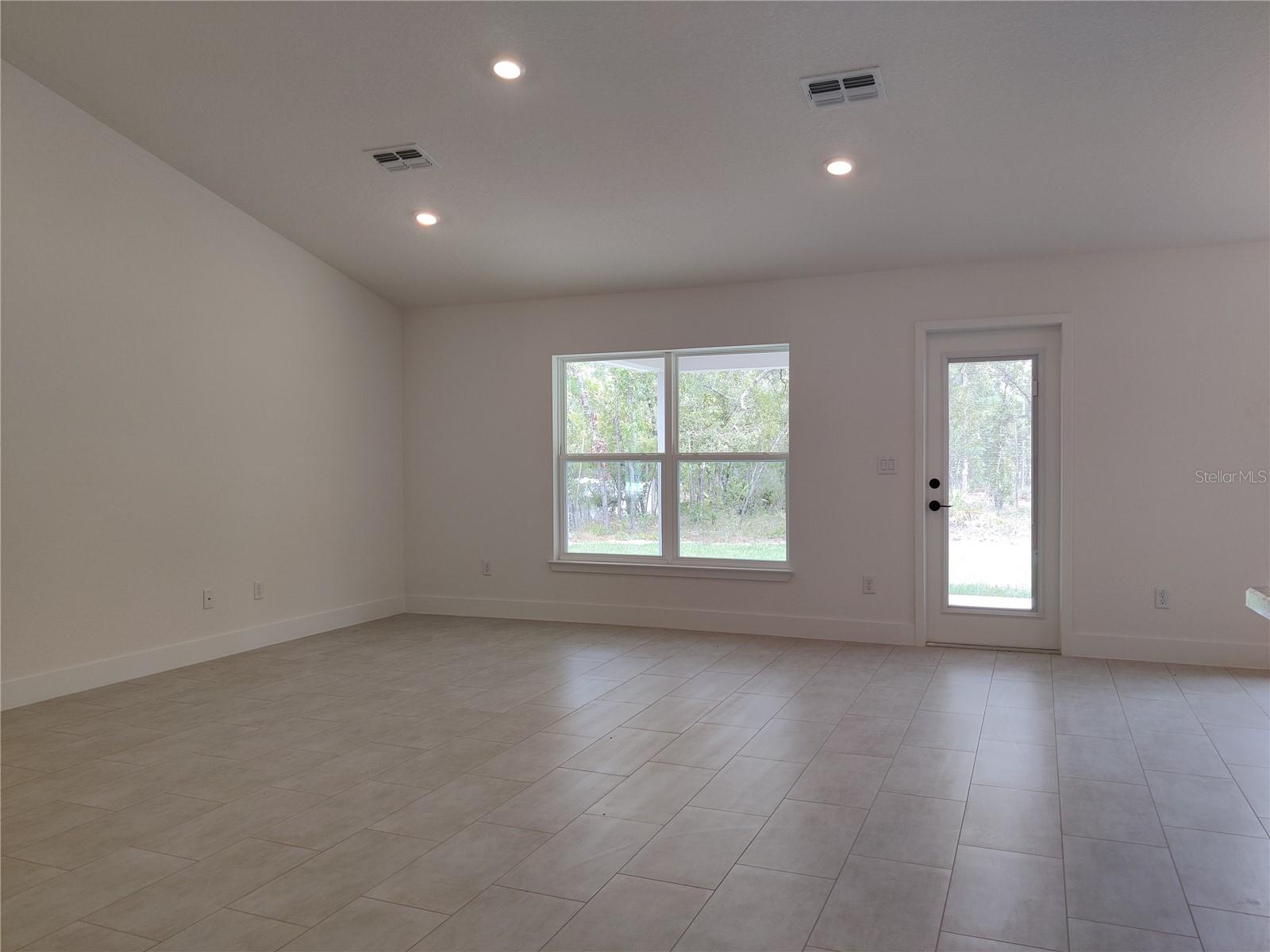 15406 SCAUP DUCK AVE, WEEKI WACHEE, FL — photo 3