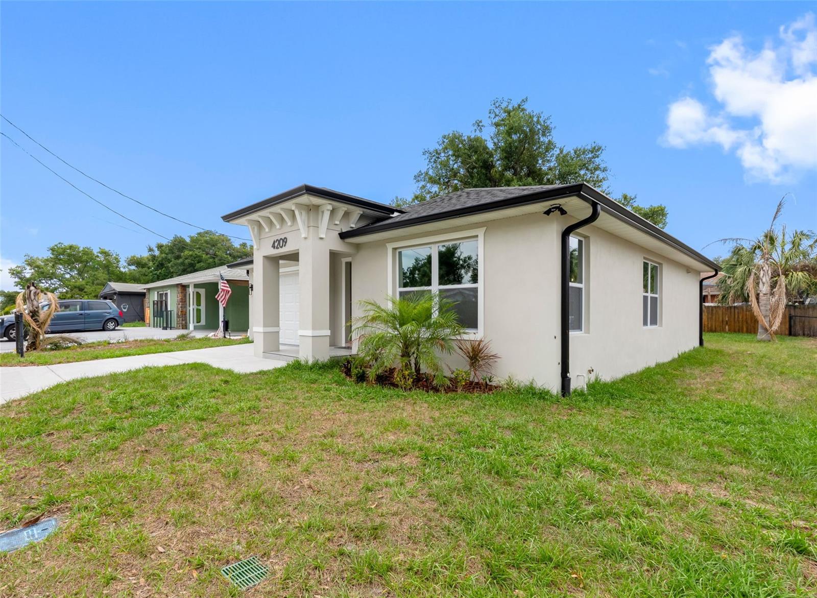 4209 E OSBORNE AVE, TAMPA, FL — photo 3