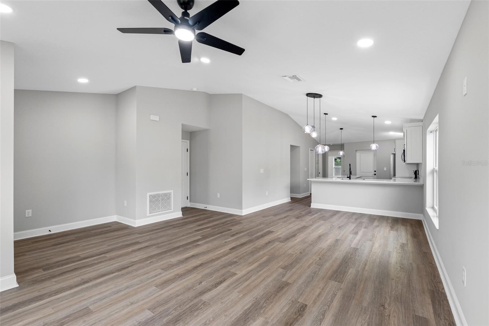 4209 E OSBORNE AVE, TAMPA, FL — photo 6
