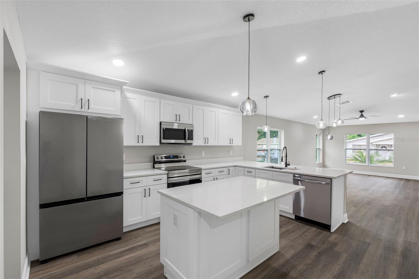 4209 E OSBORNE AVE, TAMPA, FL — photo 17