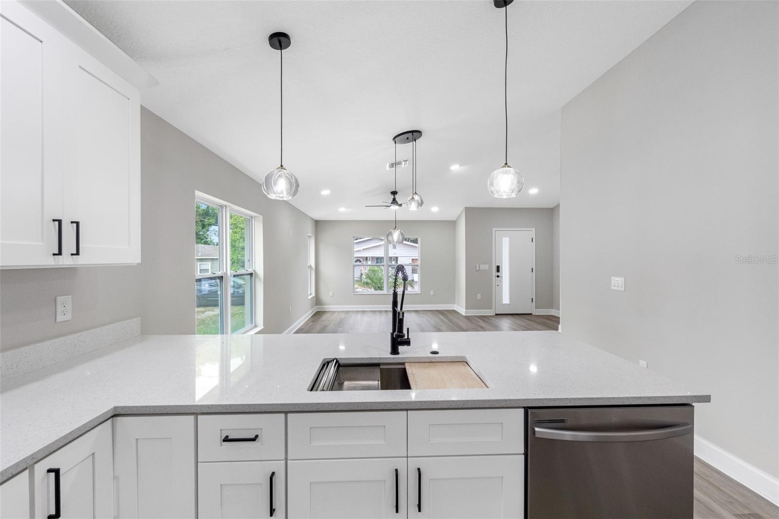 4209 E OSBORNE AVE, TAMPA, FL — photo 19