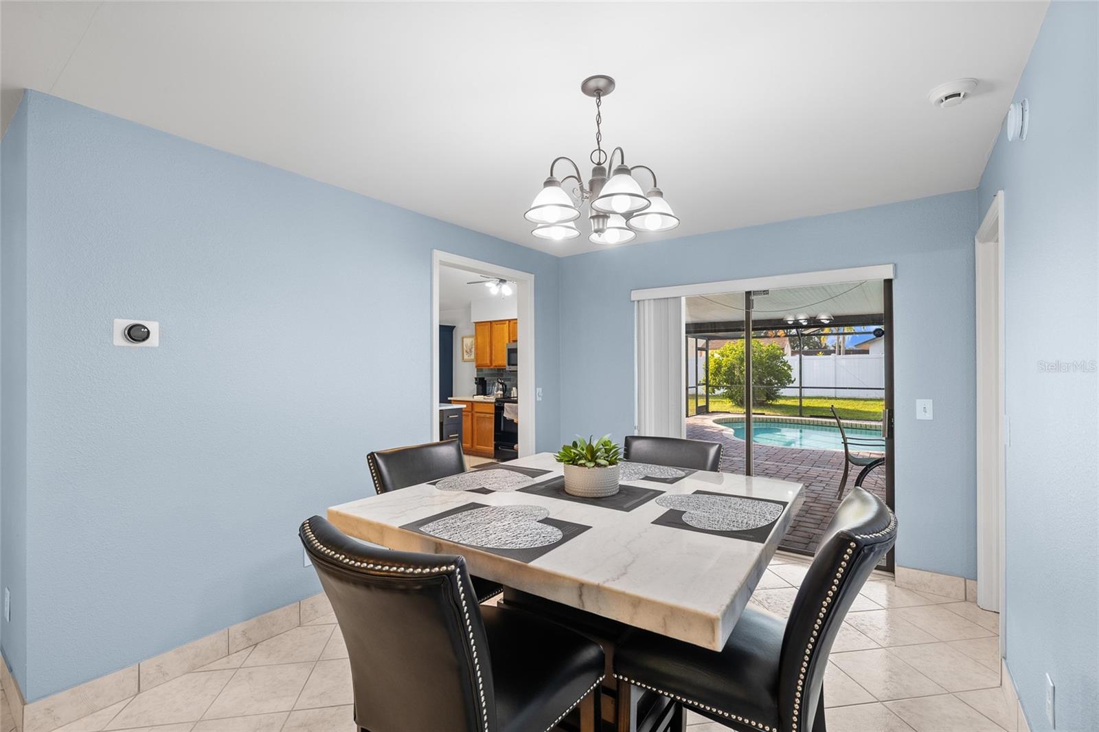 6713 LEEWARD ISLE WAY, TAMPA, FL — photo 12
