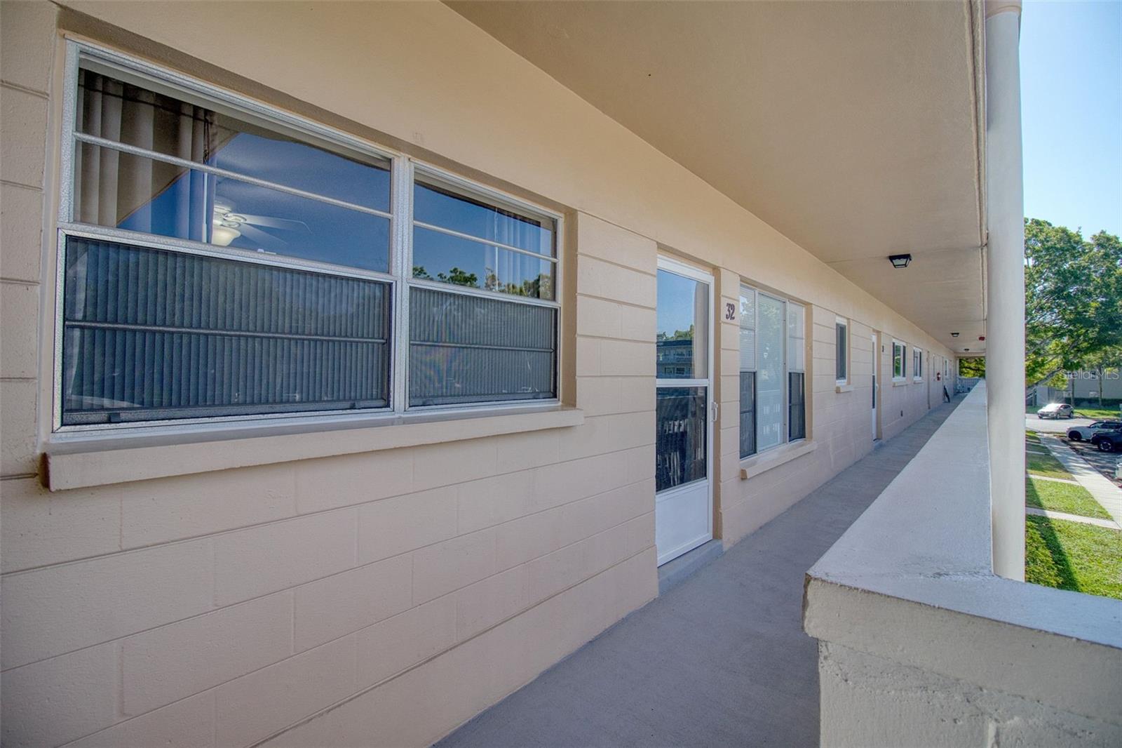 2436 RHODESIAN DR #32, CLEARWATER, FL — photo 2