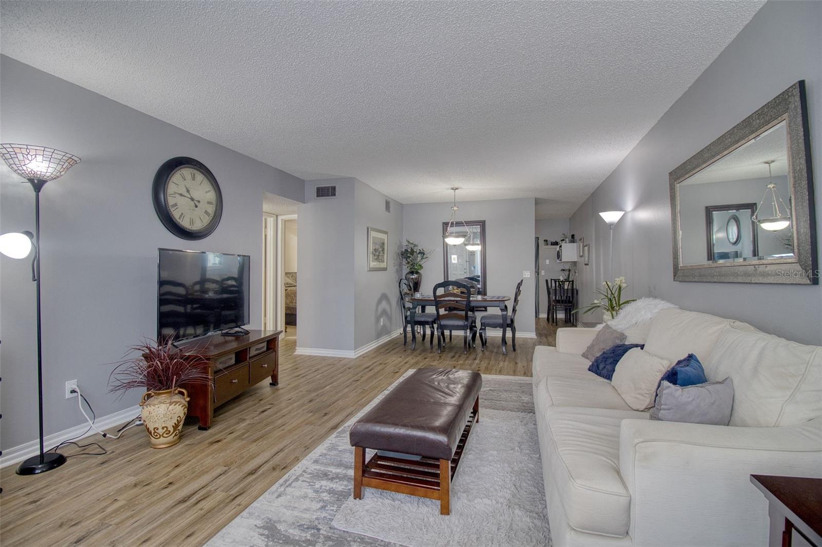2436 RHODESIAN DR #32, CLEARWATER, FL — photo 8
