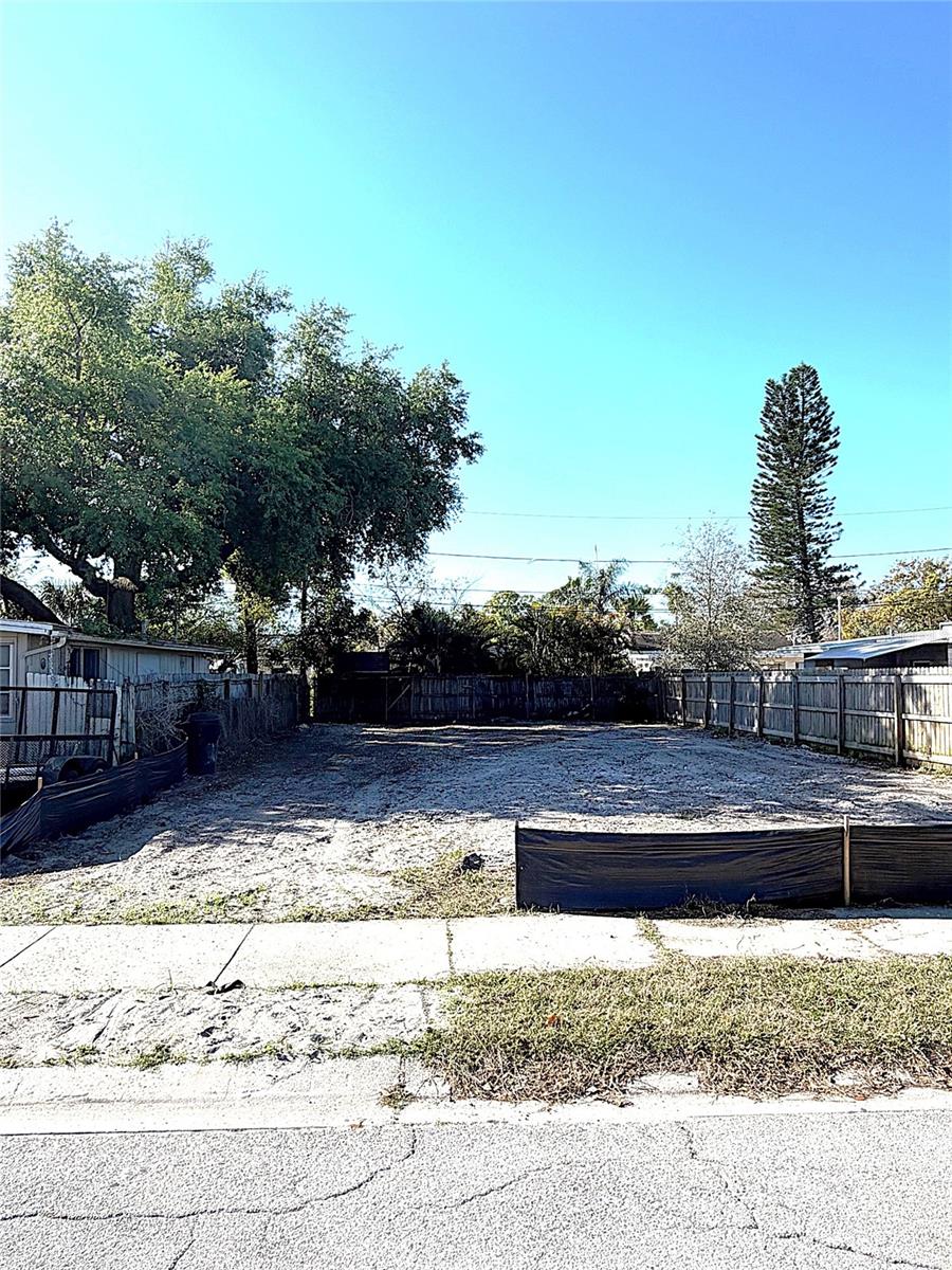 2126 43RD AVE N, ST PETERSBURG, FL