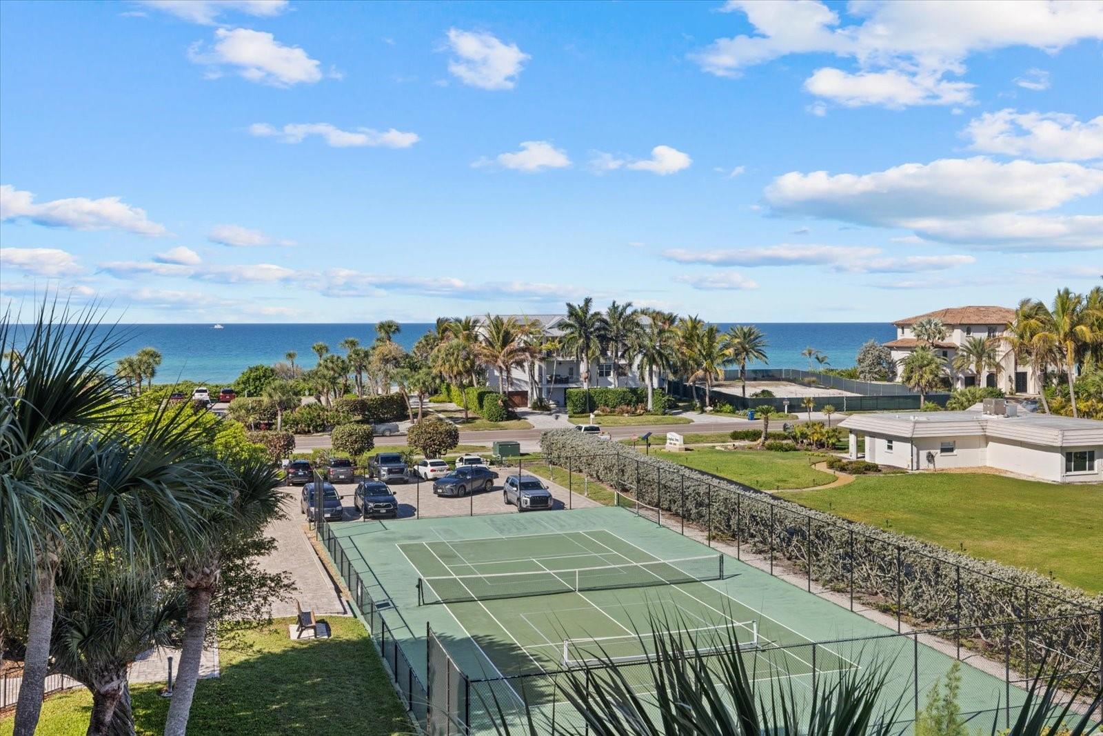 3240 GULF OF MEXICO DR #B402, LONGBOAT KEY, FL — photo 37