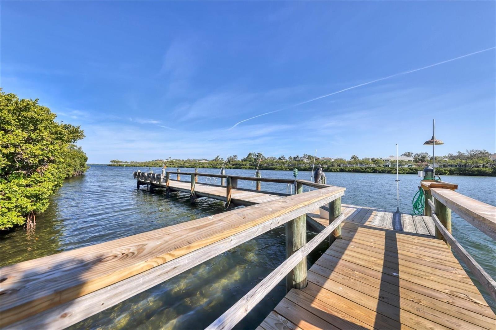 3240 GULF OF MEXICO DR #B402, LONGBOAT KEY, FL — photo 38