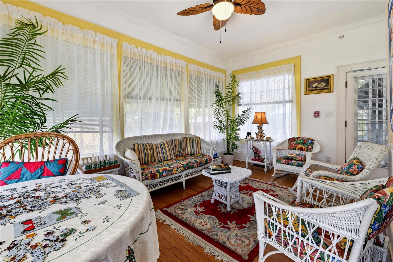 347 E 3RD AVE, MOUNT DORA, FL — photo 43