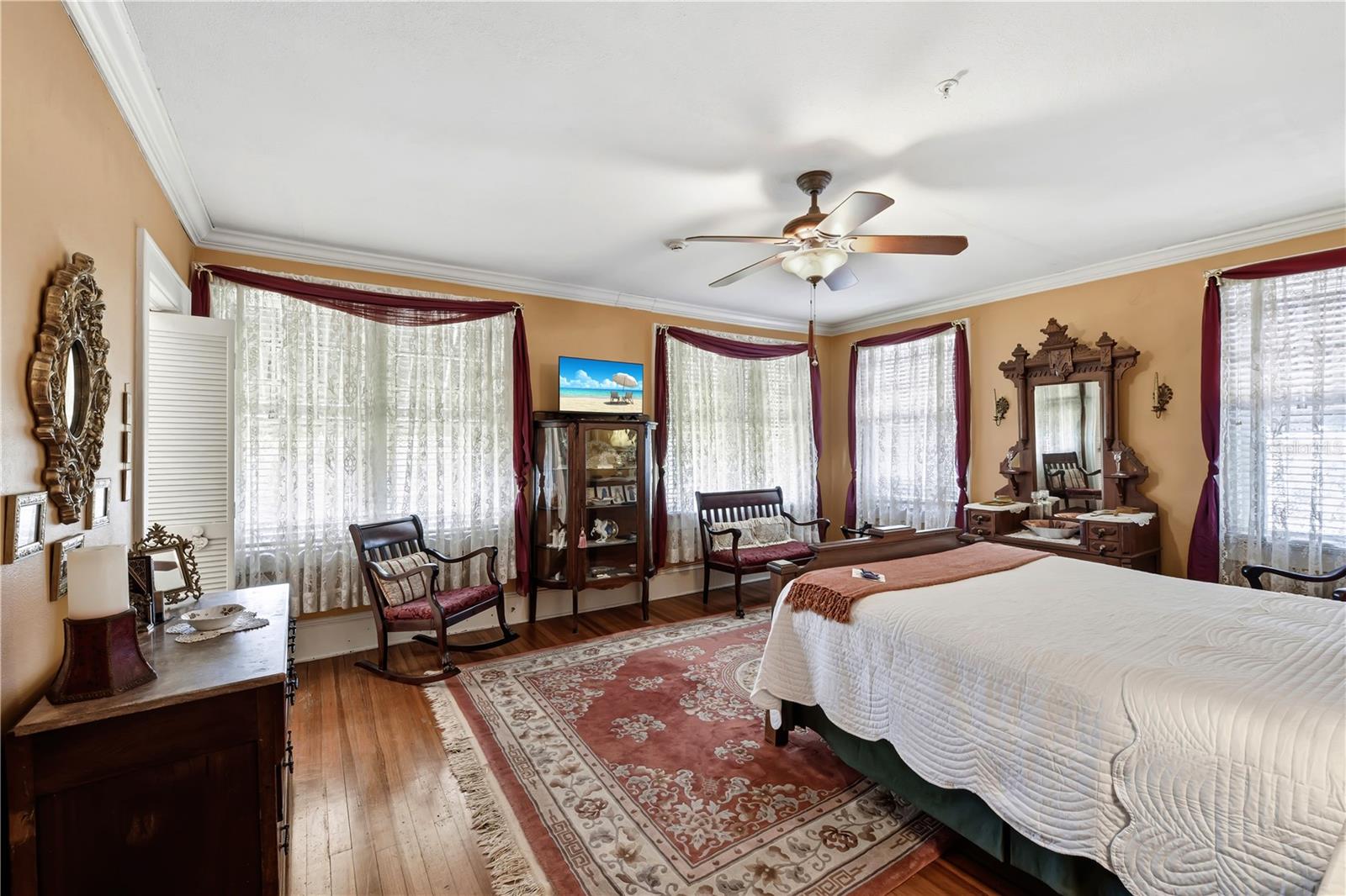 347 E 3RD AVE, MOUNT DORA, FL — photo 88