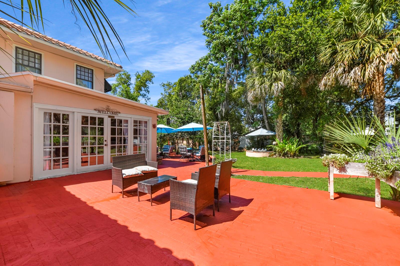 347 E 3RD AVE, MOUNT DORA, FL — photo 61