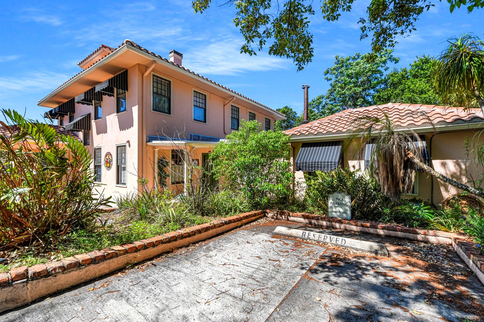 347 E 3RD AVE, MOUNT DORA, FL — photo 186
