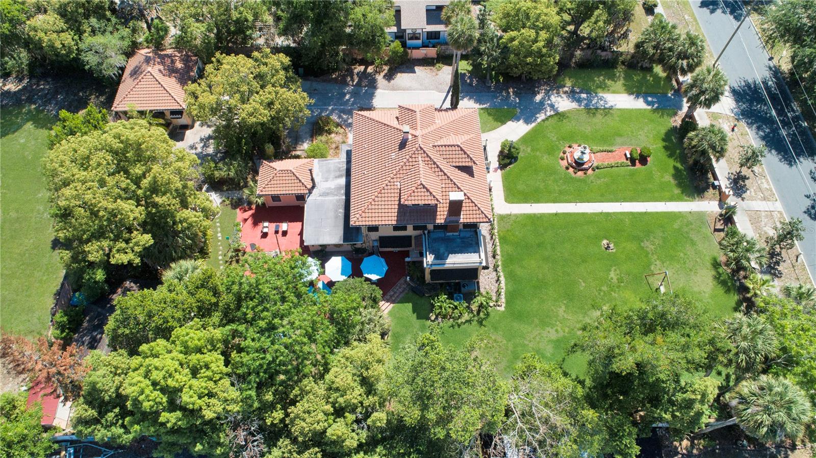 347 E 3RD AVE, MOUNT DORA, FL — photo 187