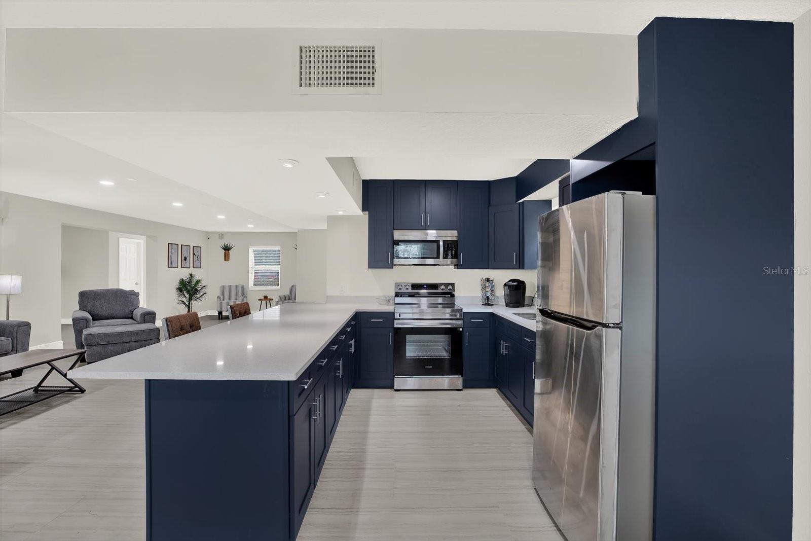 9130 TUDOR DR #M105, TAMPA, FL — photo 21