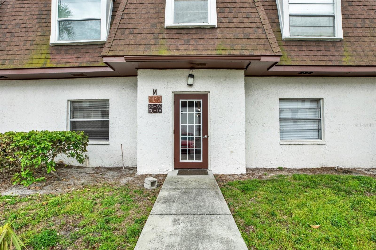 9130 TUDOR DR #M105, TAMPA, FL — photo 2
