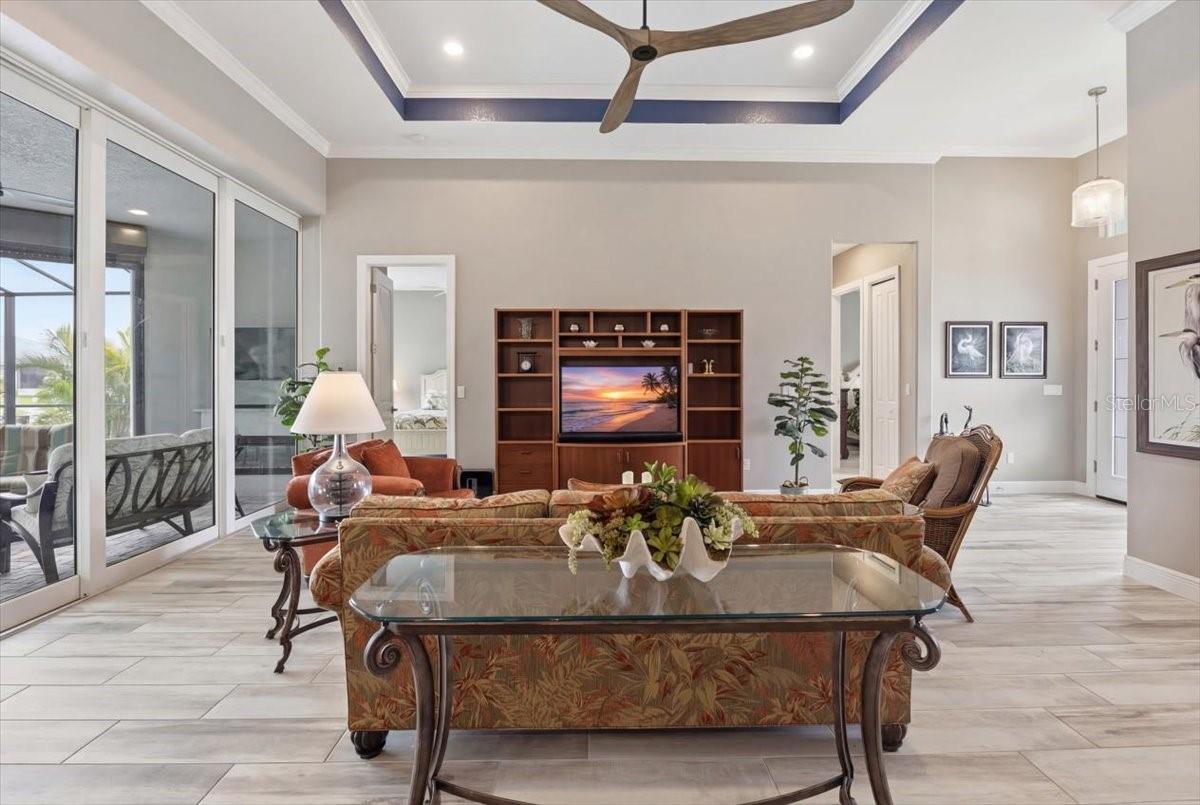9214 MELODY CIR, PORT CHARLOTTE, FL — photo 8