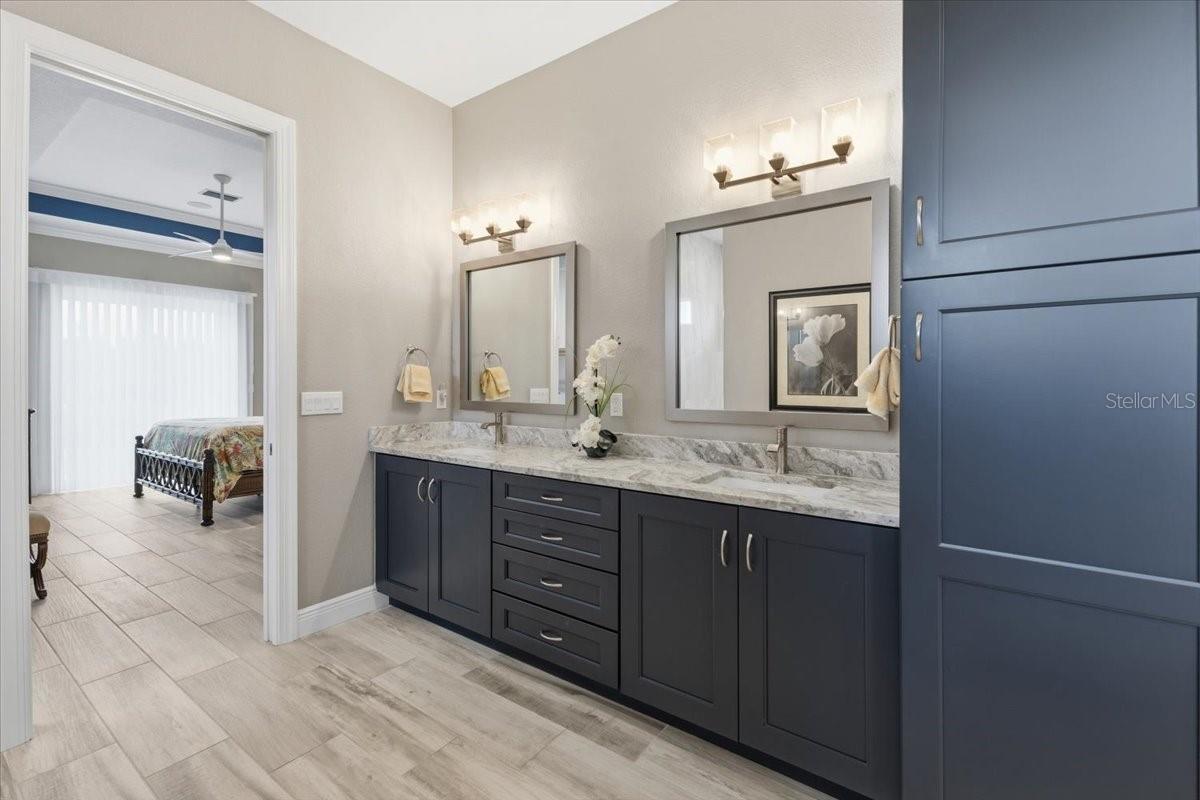 9214 MELODY CIR, PORT CHARLOTTE, FL — photo 39