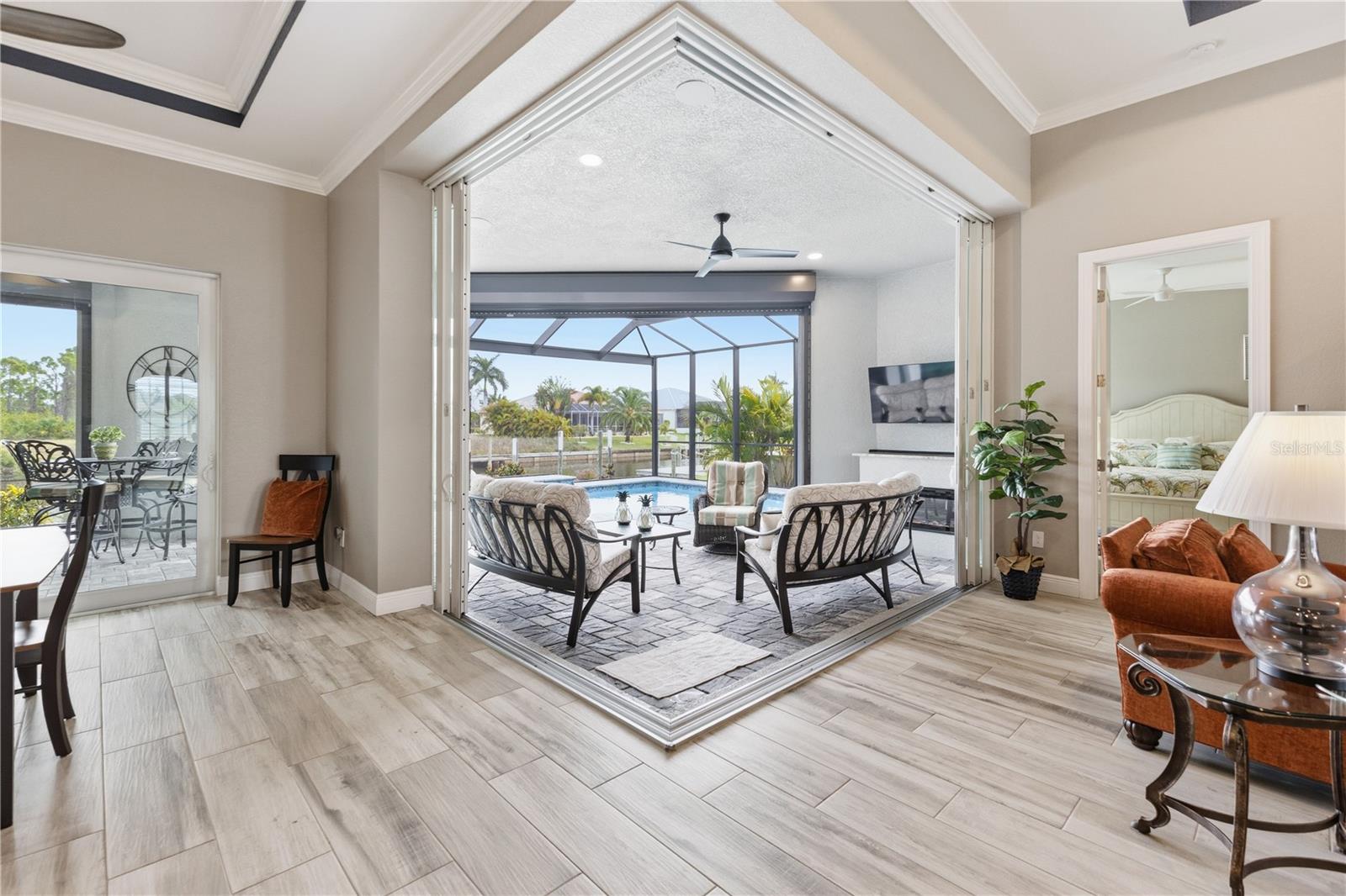 9214 MELODY CIR, PORT CHARLOTTE, FL — photo 19