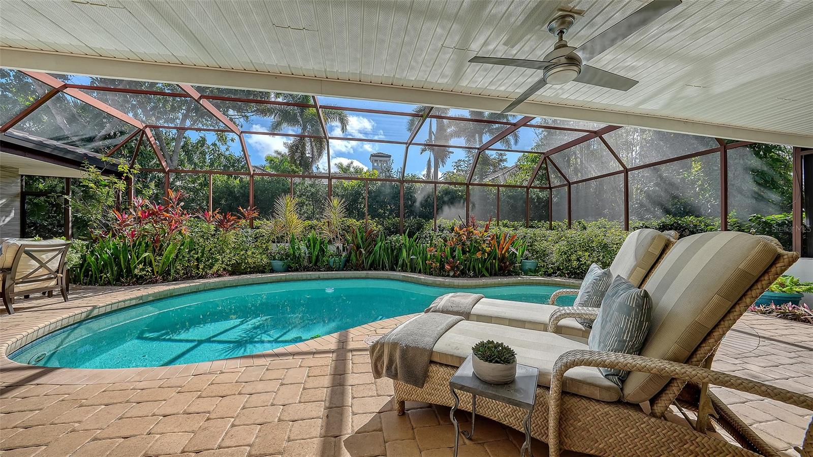 443 BIRD KEY DR, SARASOTA, FL — photo 13