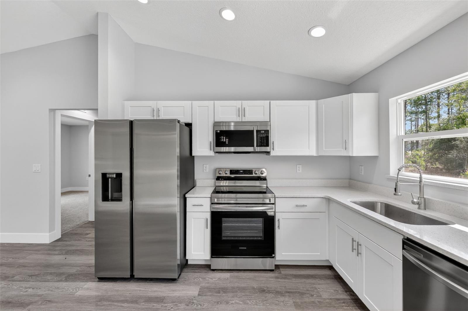 24402 NW ASPEN LN, DUNNELLON, FL — photo 9