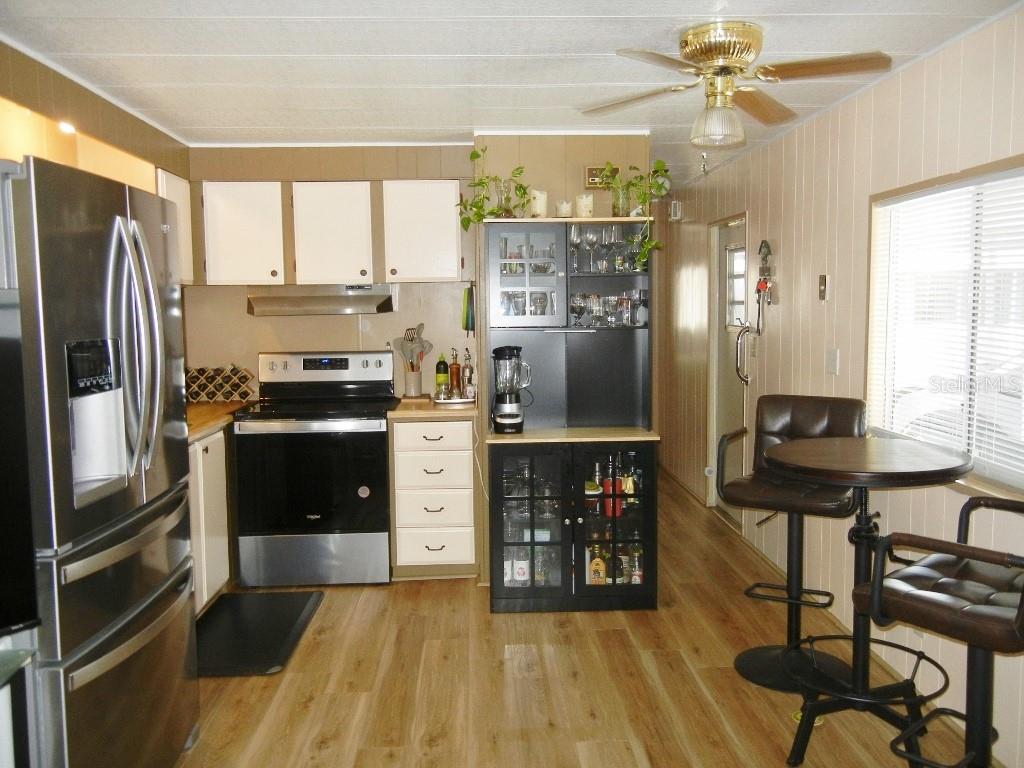 212 RUE DE PONT, TAVARES, FL — photo 12