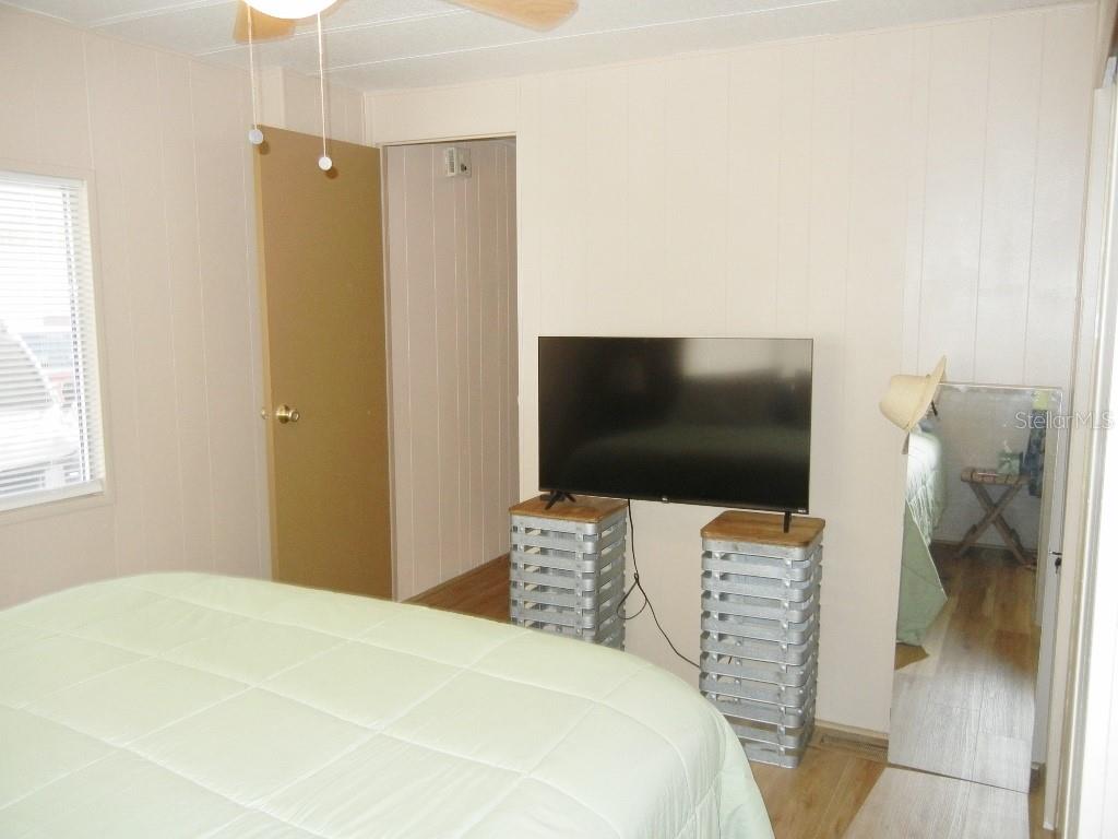 212 RUE DE PONT, TAVARES, FL — photo 36