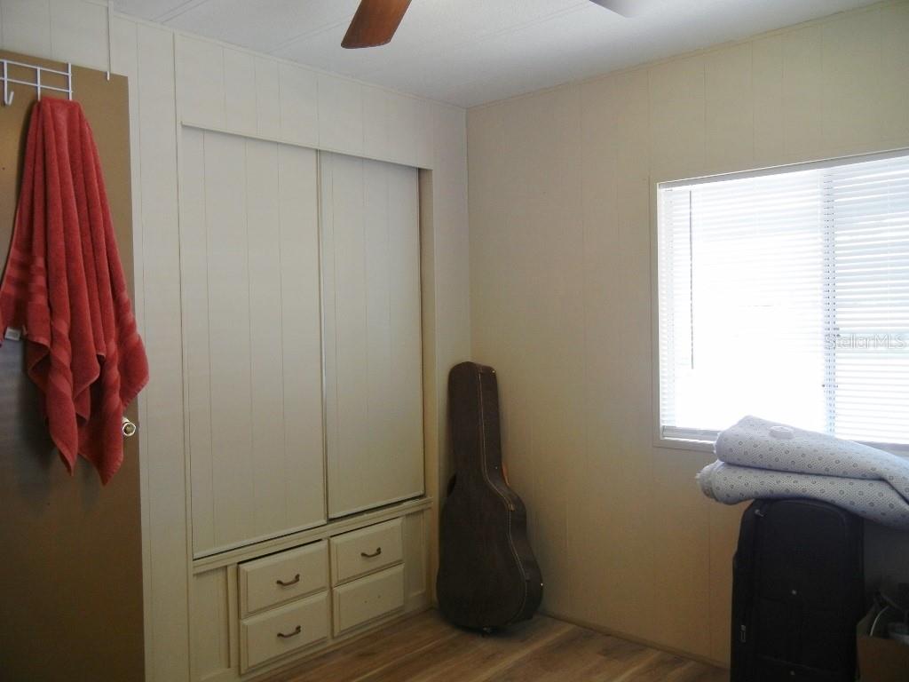 212 RUE DE PONT, TAVARES, FL — photo 47