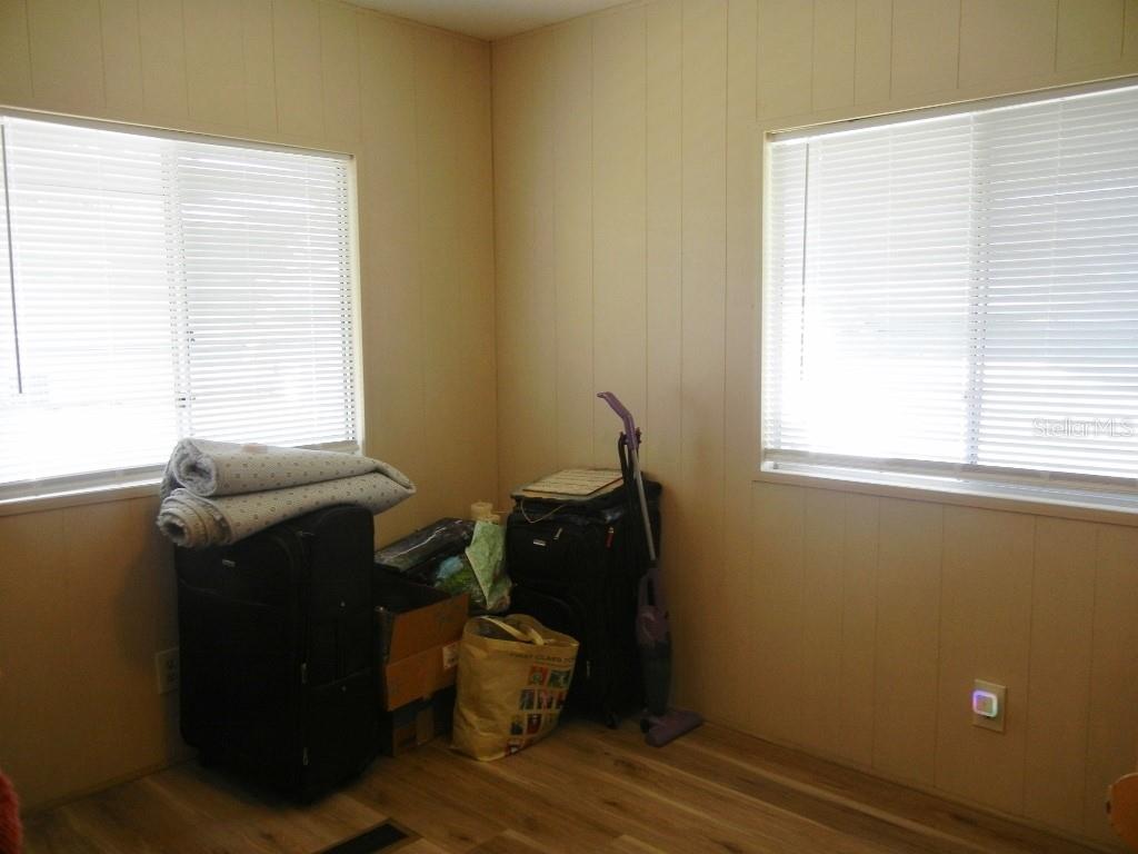 212 RUE DE PONT, TAVARES, FL — photo 51