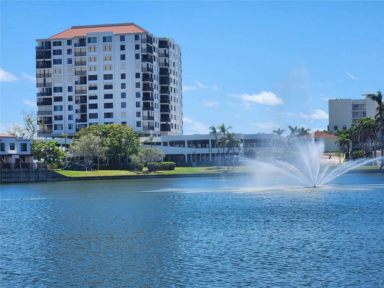 6287 BAHIA DEL MAR CIR #311, ST PETERSBURG, FL — photo 17