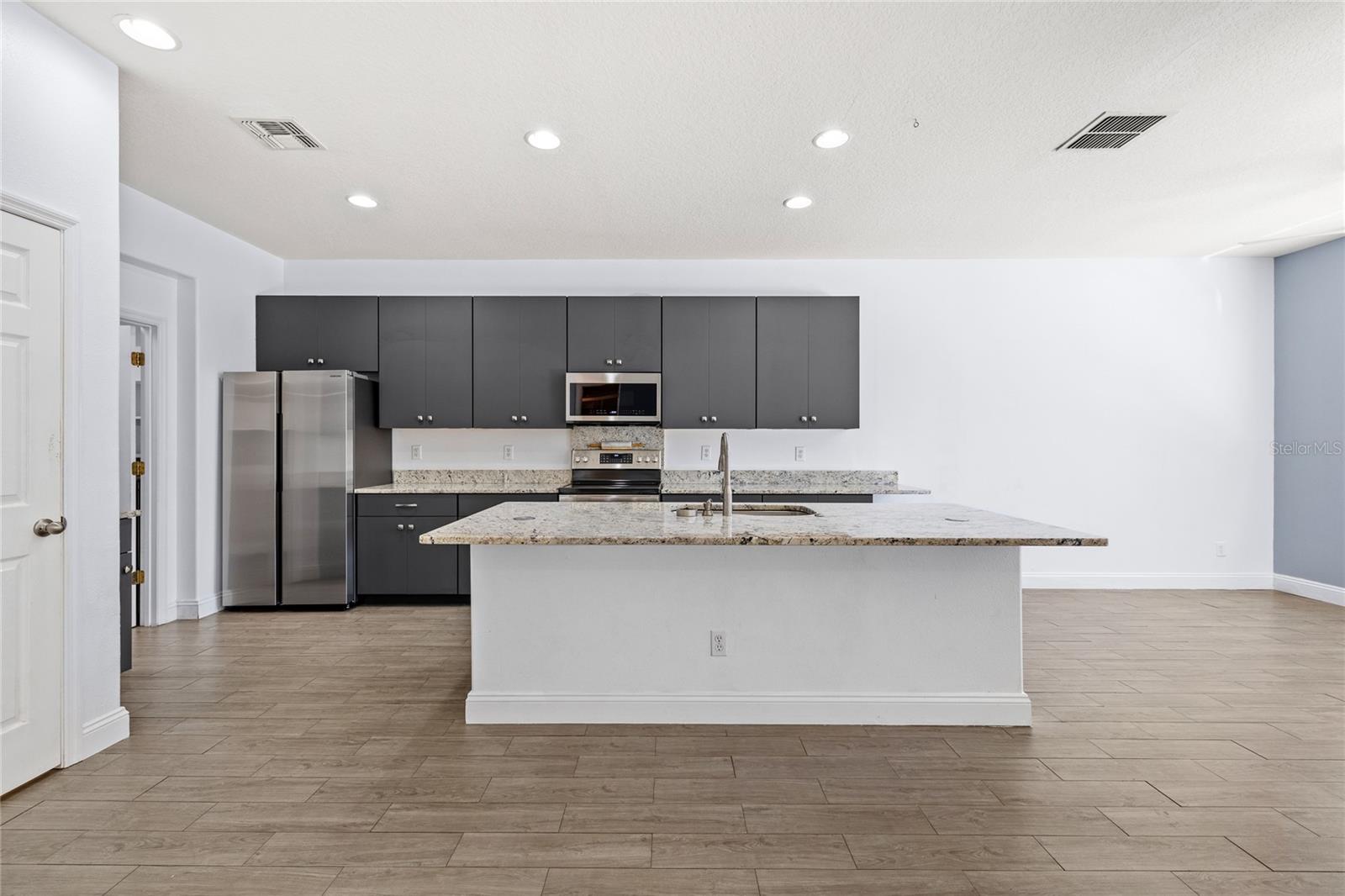 16943 SUNRISE VISTA DR, CLERMONT, FL — photo 38