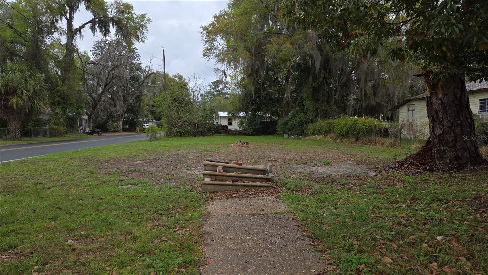 883 NE MAPLE LN, LAKE CITY, FL — photo 14