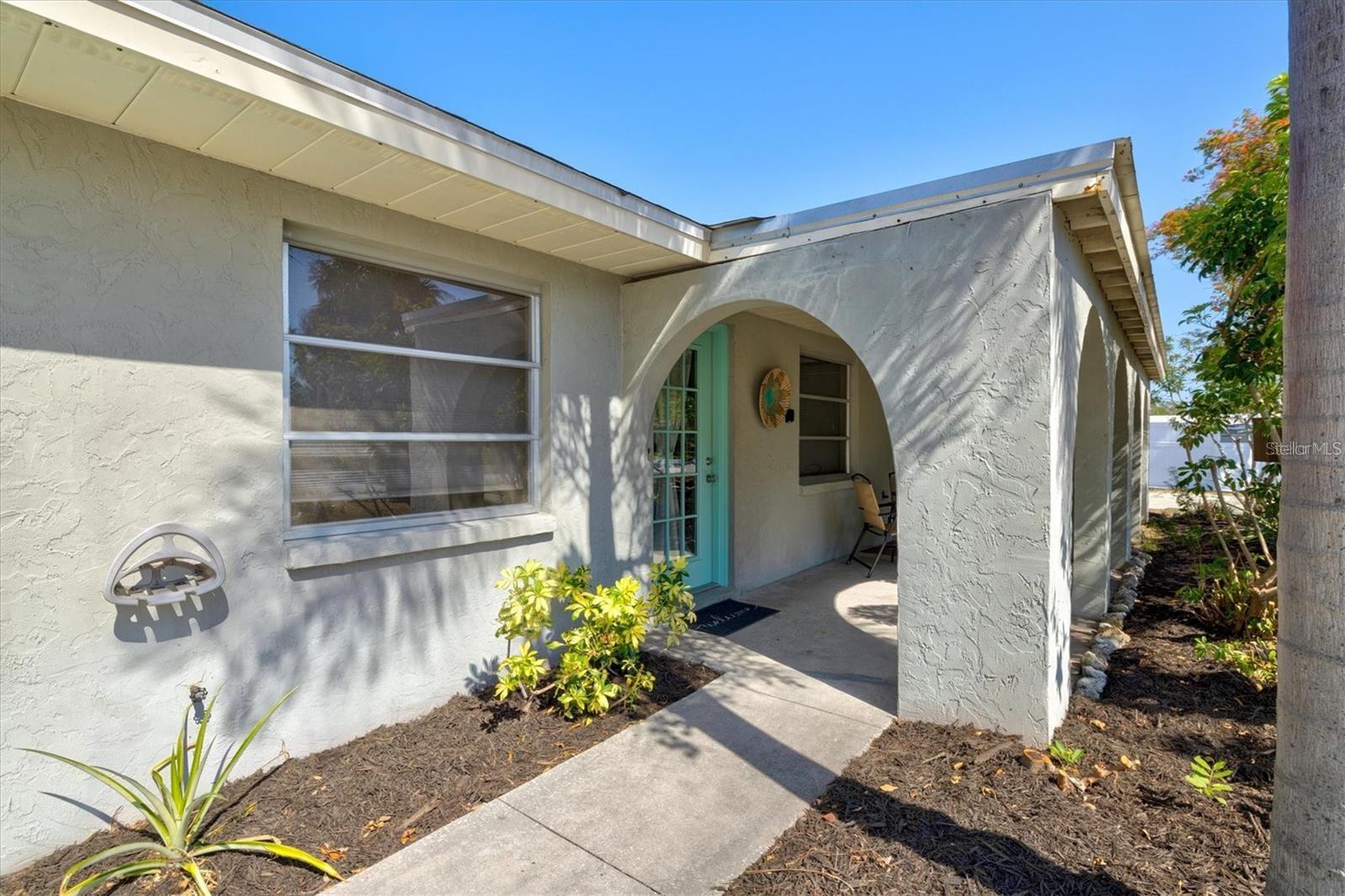 2214 MICHELE DR, SARASOTA, FL — photo 3