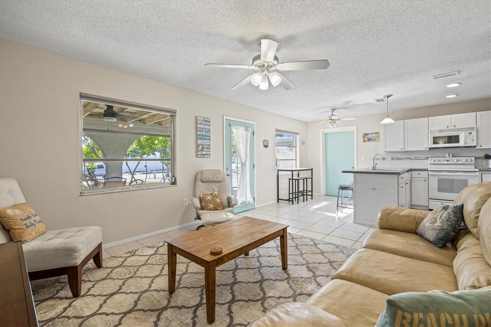 2214 MICHELE DR, SARASOTA, FL — photo 8