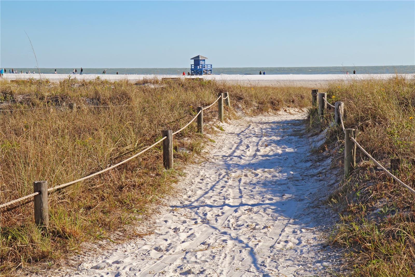 2600 HARBOURSIDE DR #C13, LONGBOAT KEY, FL — photo 14