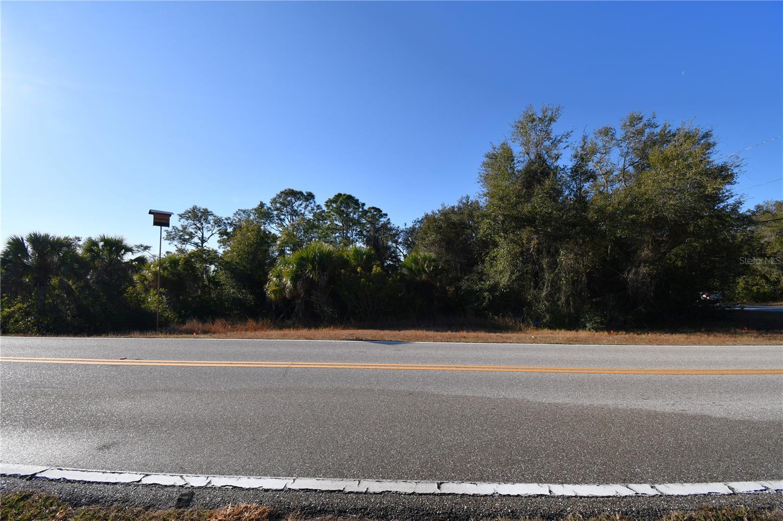 17255 WINTERGARDEN AVE, PORT CHARLOTTE, FL