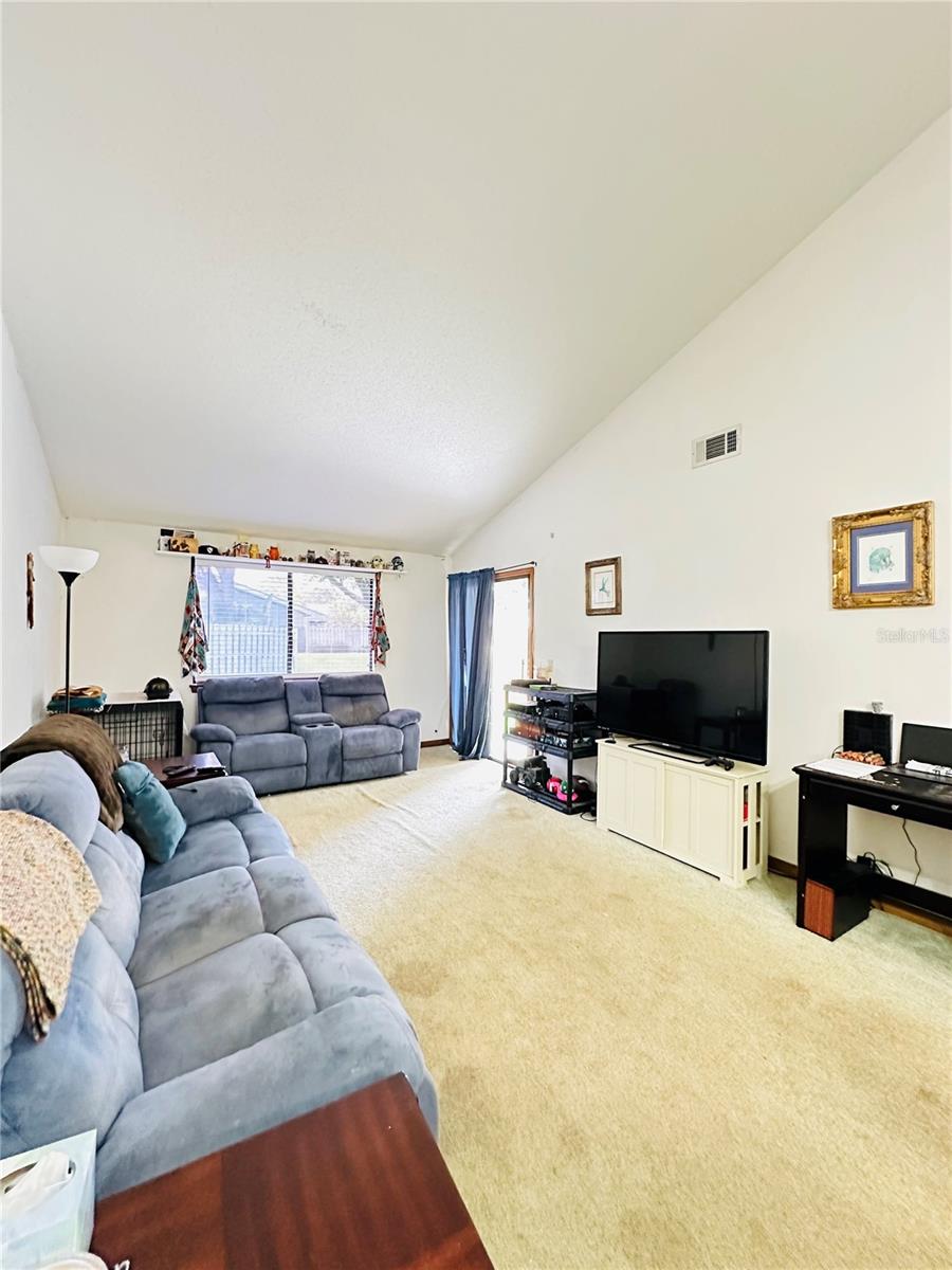 156 LAKEWOOD VILLAGE CIR, DAYTONA BEACH, FL — photo 9