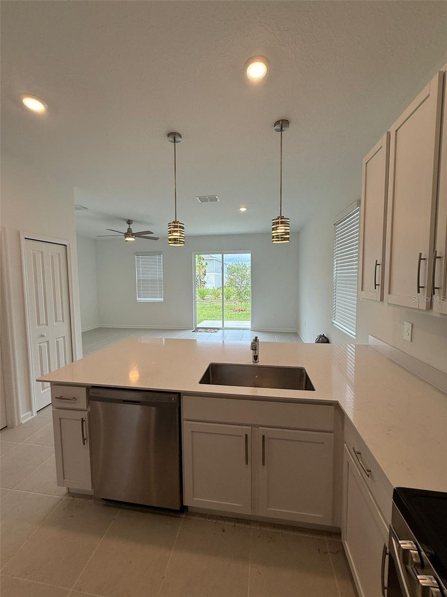 2691 SKYLINE LOOP, KISSIMMEE, FL — photo 9