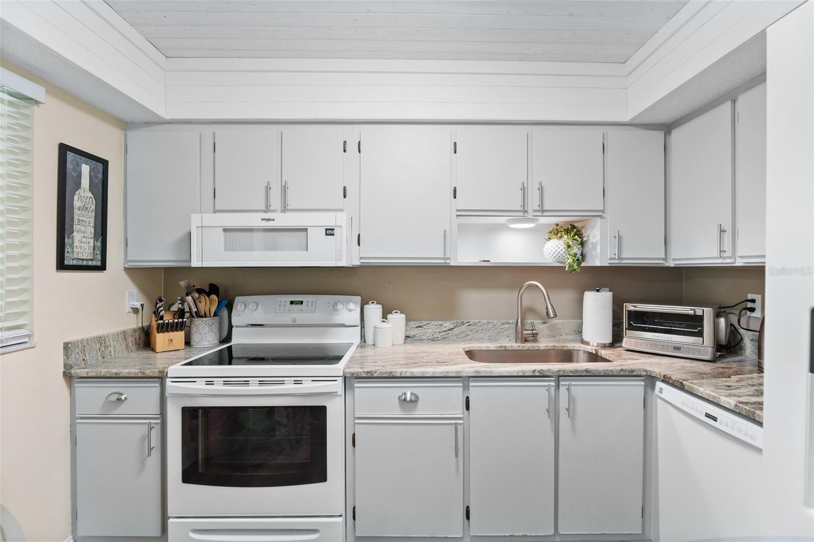 19505 QUESADA AVE #VV201, PORT CHARLOTTE, FL — photo 14