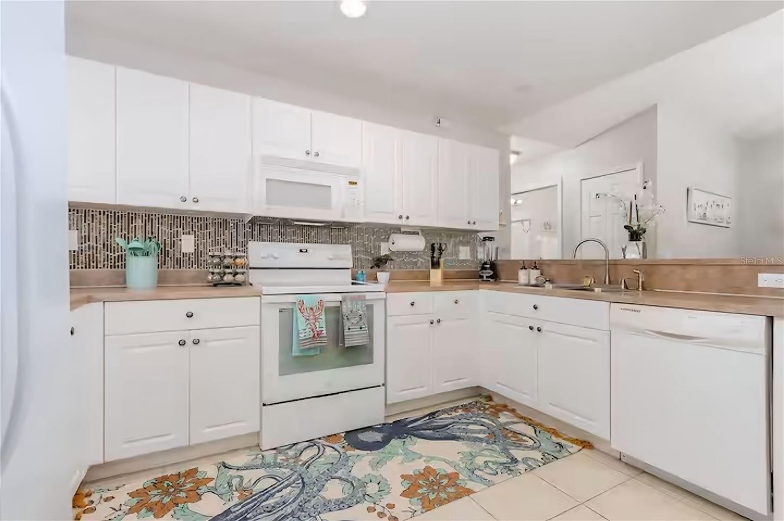 2705 SW 11TH PL, CAPE CORAL, FL — photo 9