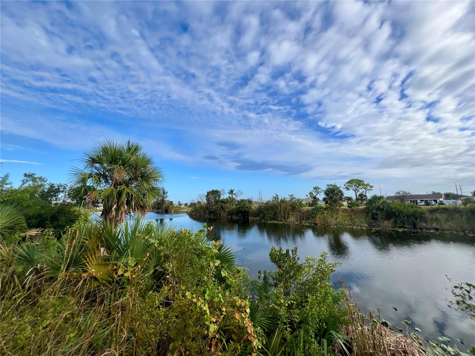 1857 NE 23RD ST, CAPE CORAL, FL
