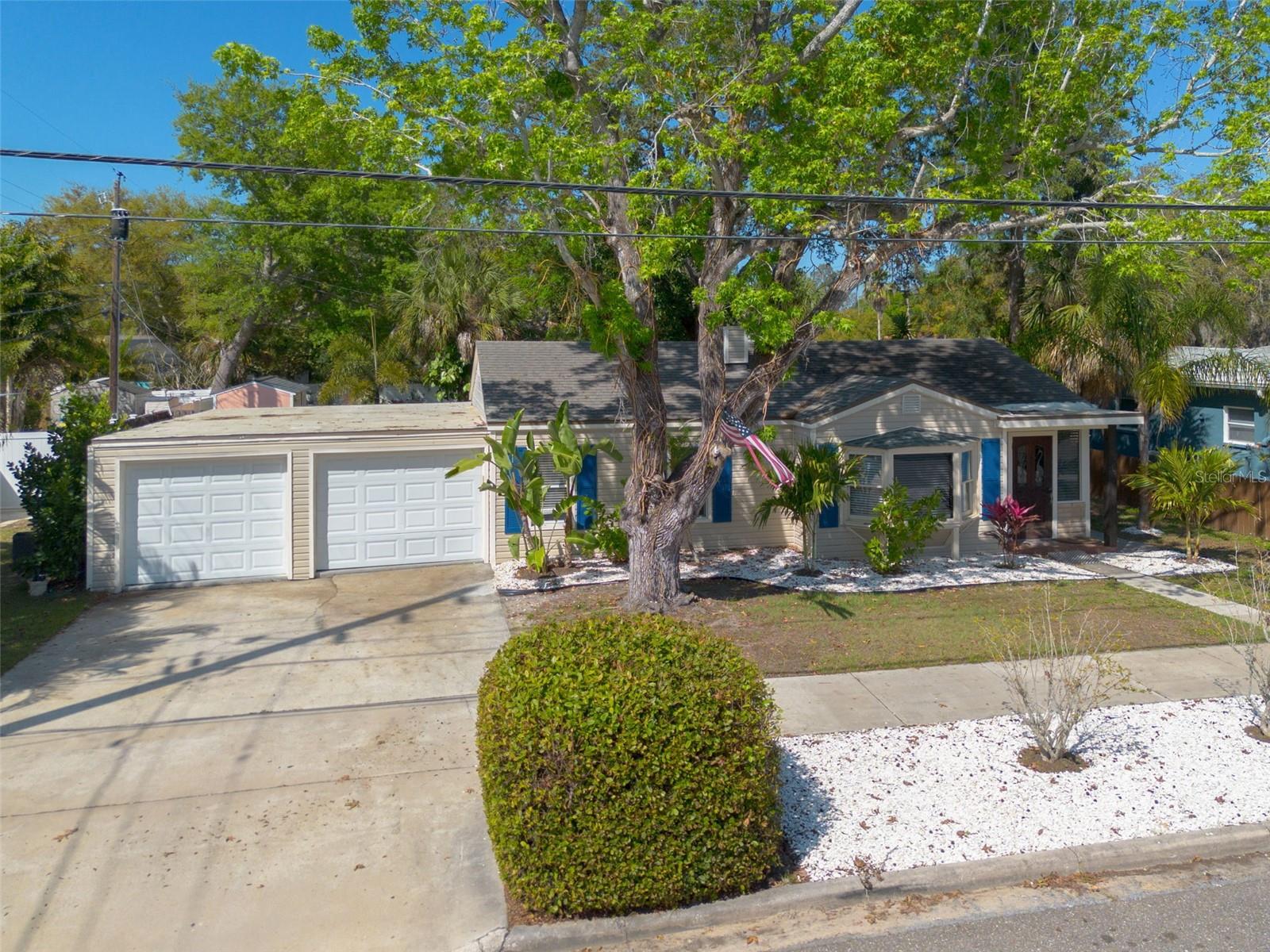 200 BROADWAY, DUNEDIN, FL — photo 2