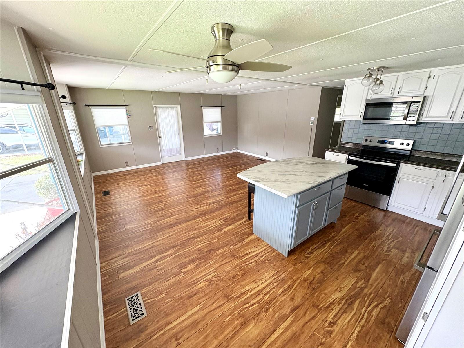 7481 FIRST CIRCLE DR, BROOKSVILLE, FL — photo 10