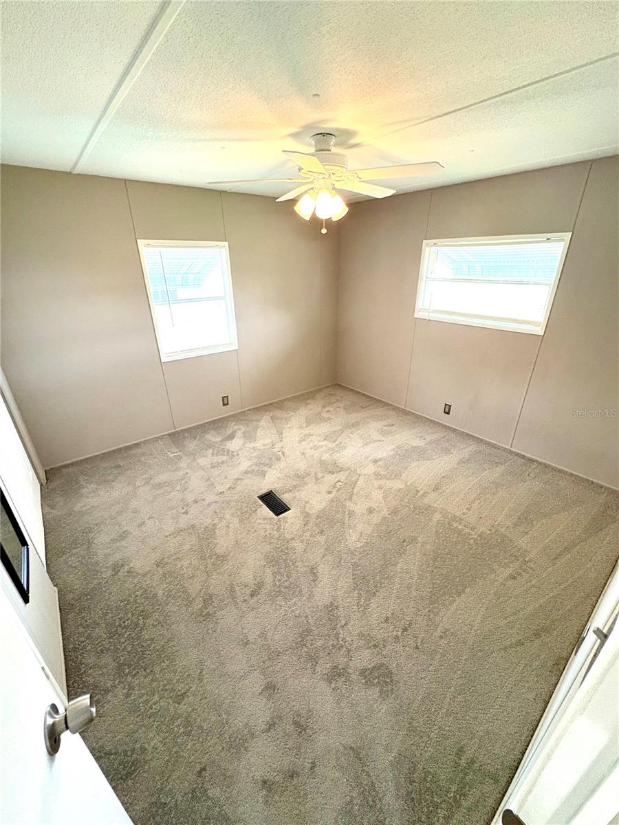 7481 FIRST CIRCLE DR, BROOKSVILLE, FL — photo 13