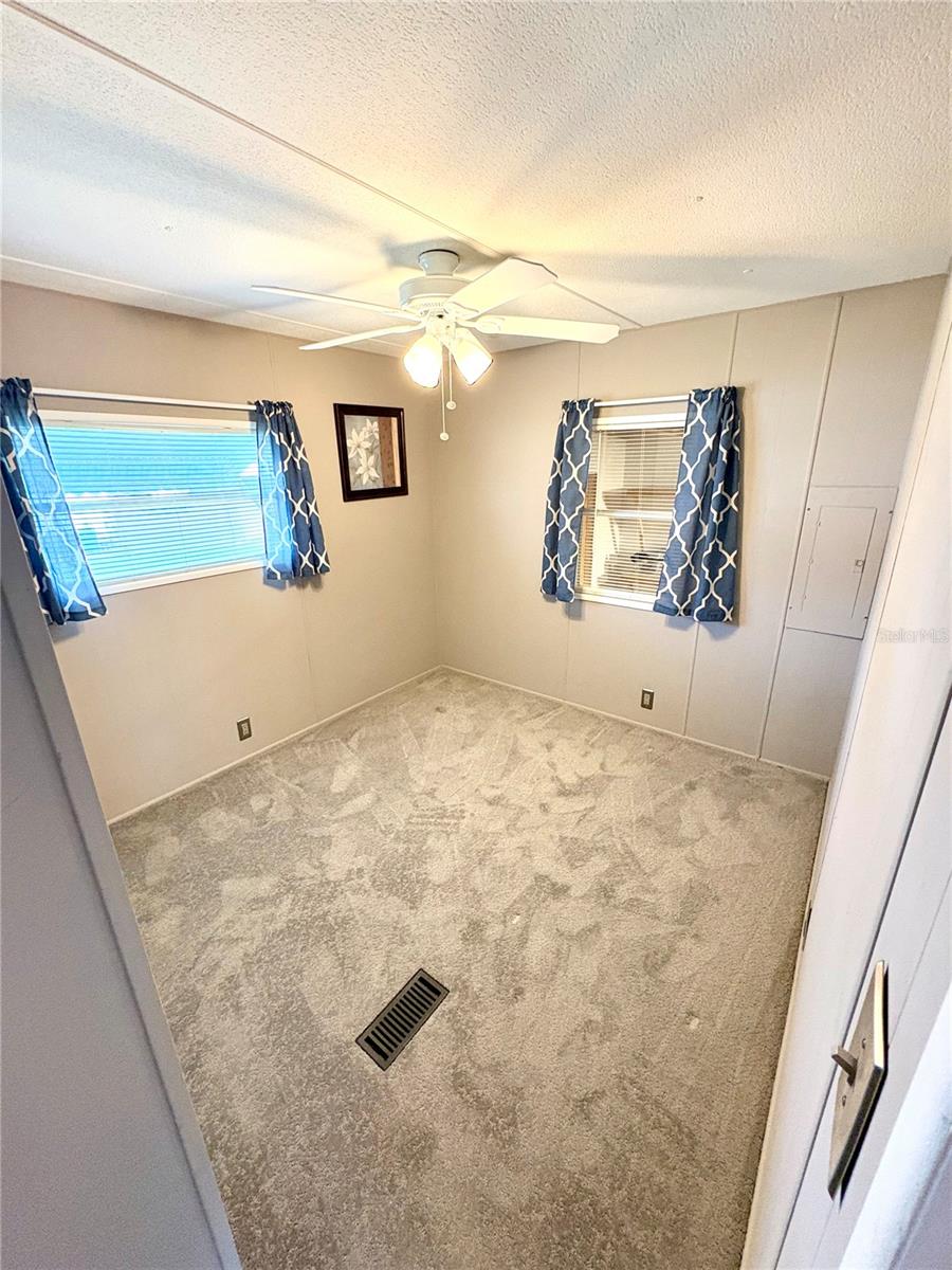 7481 FIRST CIRCLE DR, BROOKSVILLE, FL — photo 17