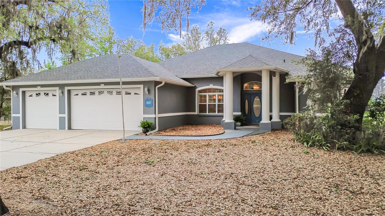507 DOWLING CIR, LADY LAKE, FL