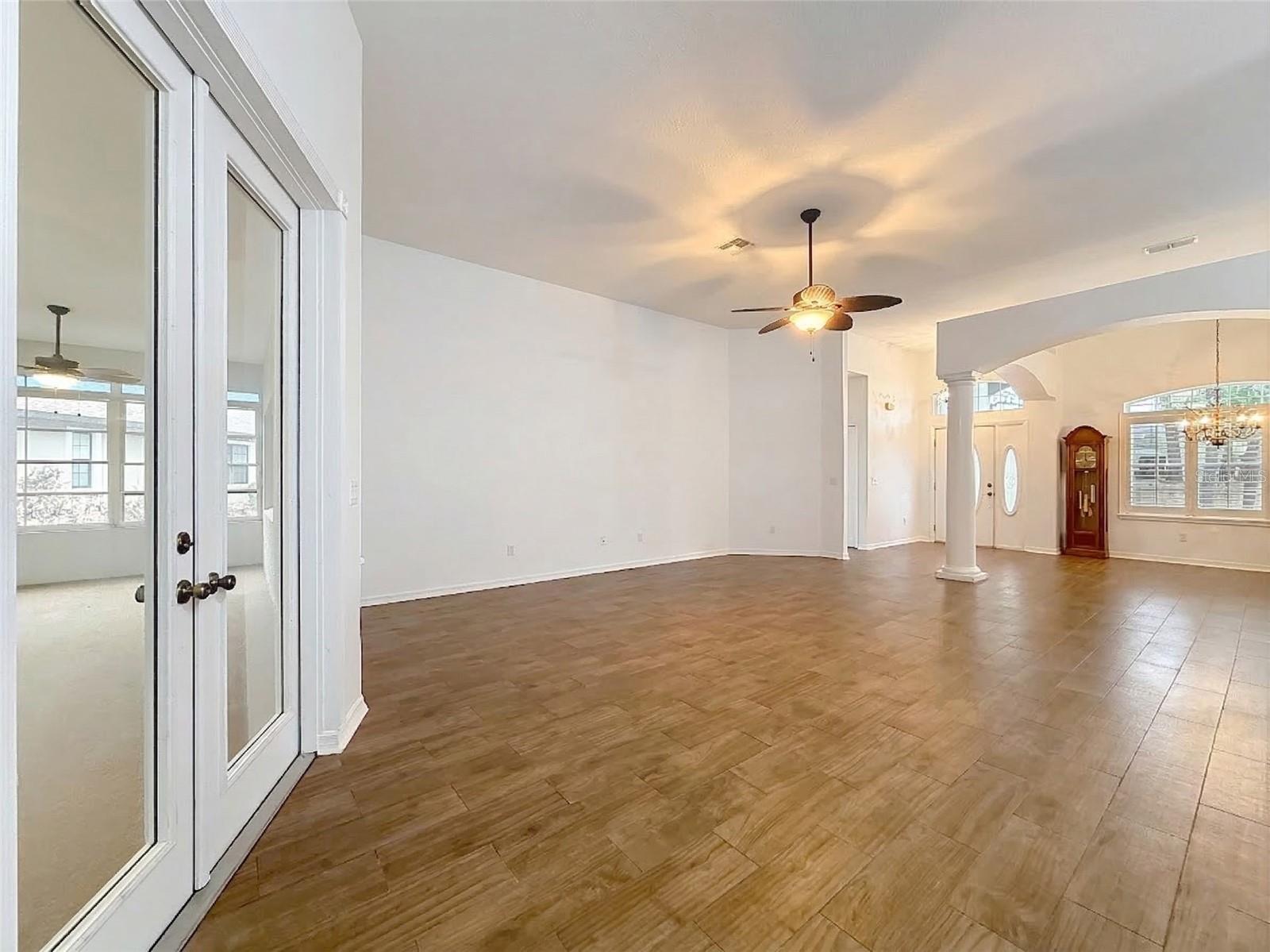 507 DOWLING CIR, LADY LAKE, FL — photo 25